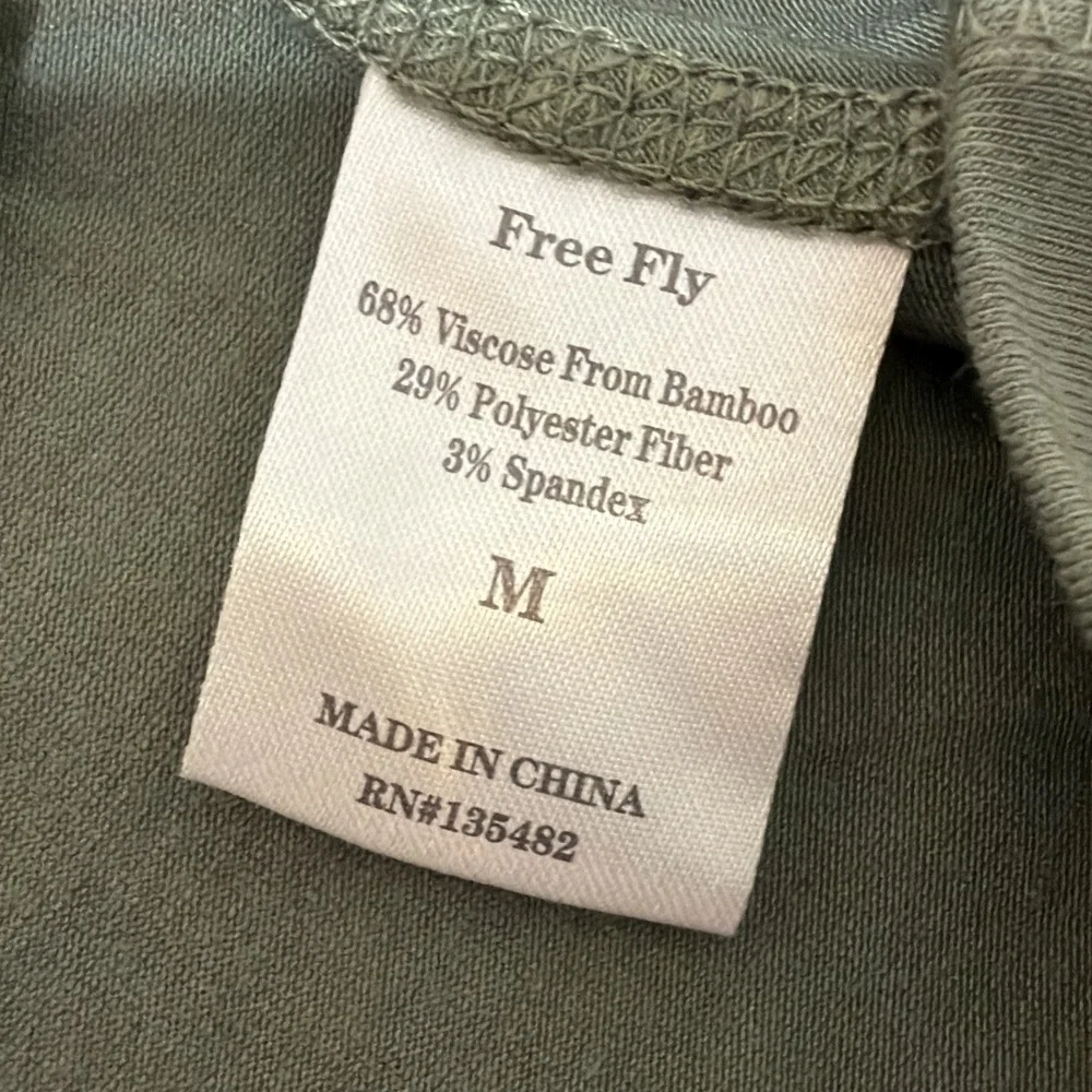 Free Fly Mens 1/4 Zip Pullover Size Medium Performance Bamboo Long Sleeve Green